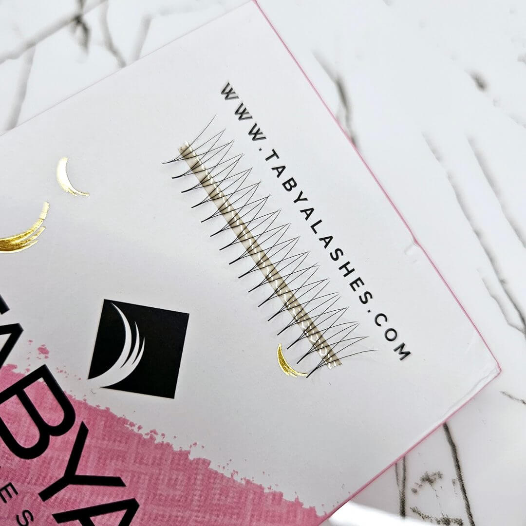 Extensions de cils bouquets pre fans professionnels. TABYA CILS HAND MADE Bouquets pré-faits